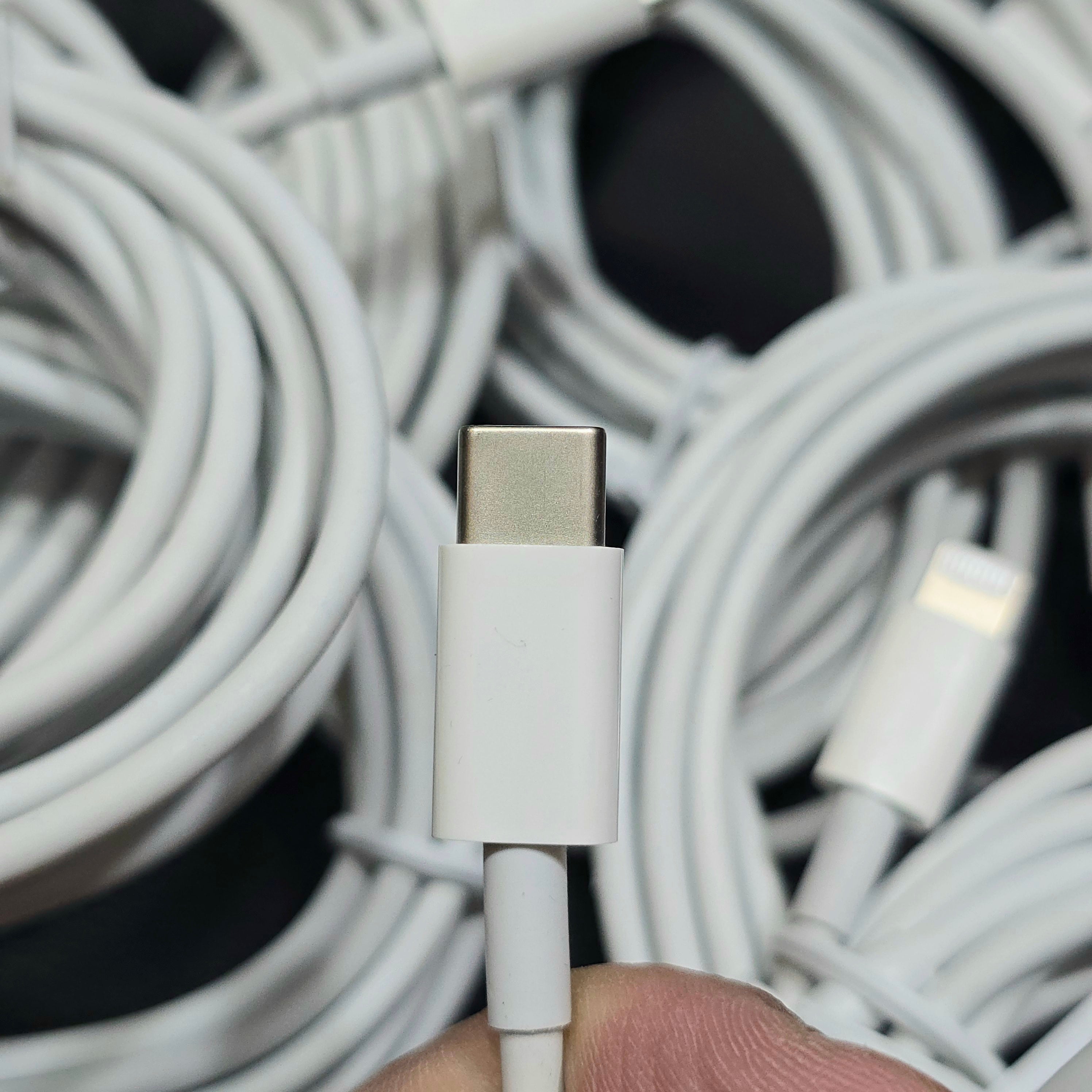 Apple USB-C to Lightning Cable 2m